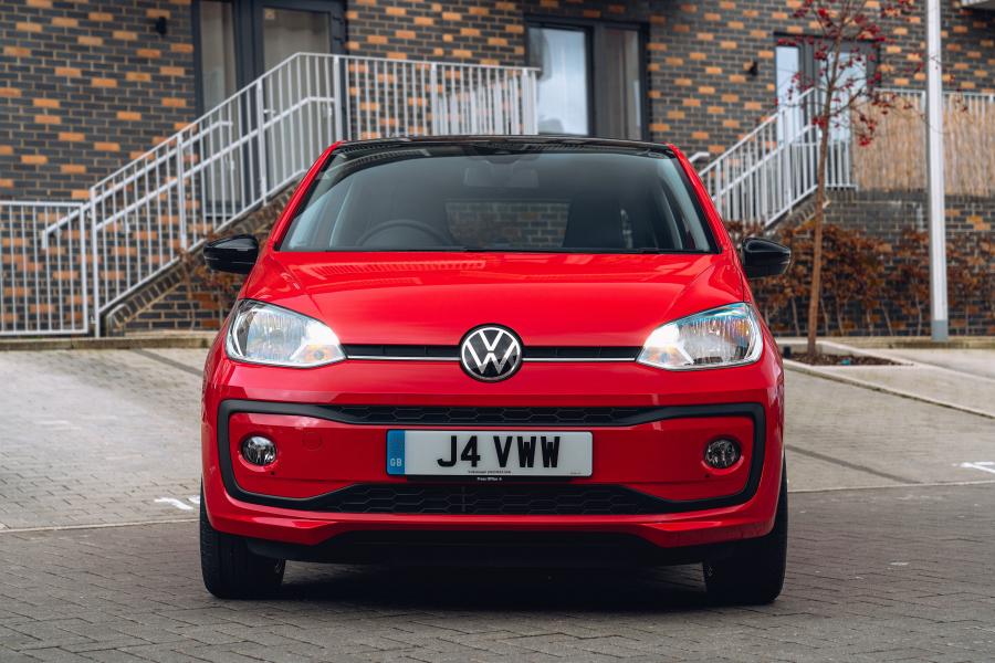  Volkswagen up! Black Edition 2020 года  (UK) (фото 35 из 40)